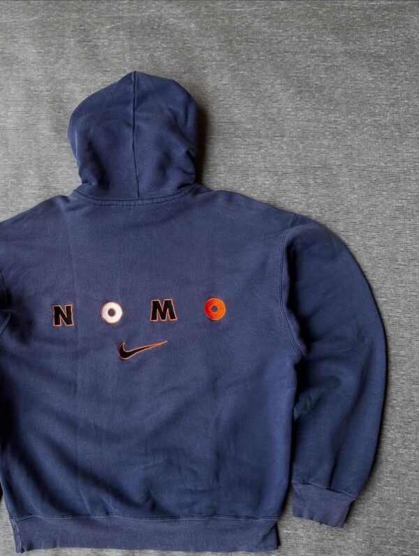 Nike Nomo 90s Vintage tag